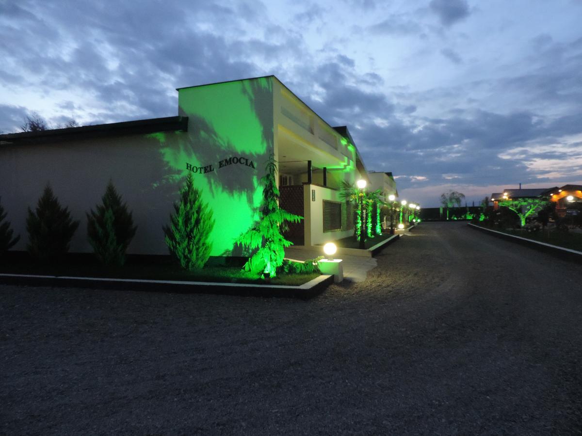 Hotel Emocia Natakhtari Ngoại thất bức ảnh