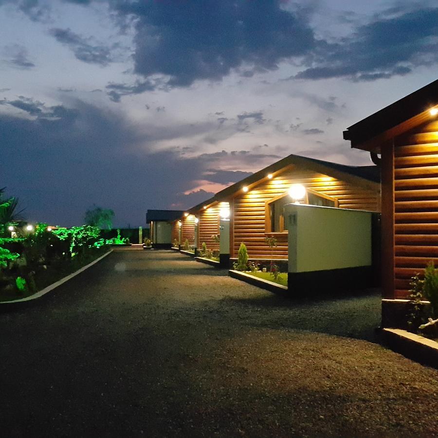 Hotel Emocia Natakhtari Ngoại thất bức ảnh