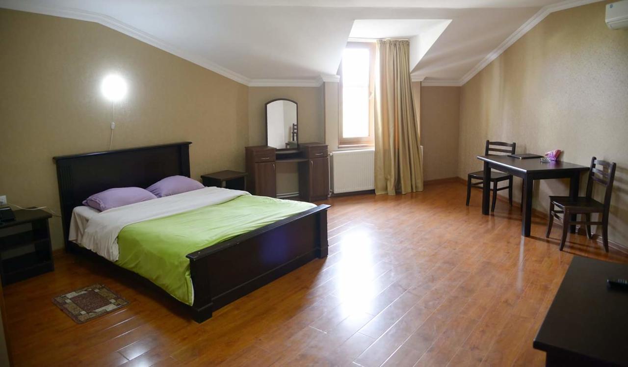 Hotel Emocia Natakhtari Ngoại thất bức ảnh